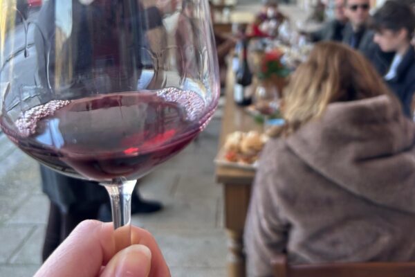 Sfumature di Frappato. Degustazione all’Antico Mercato di Ragusa Ibla